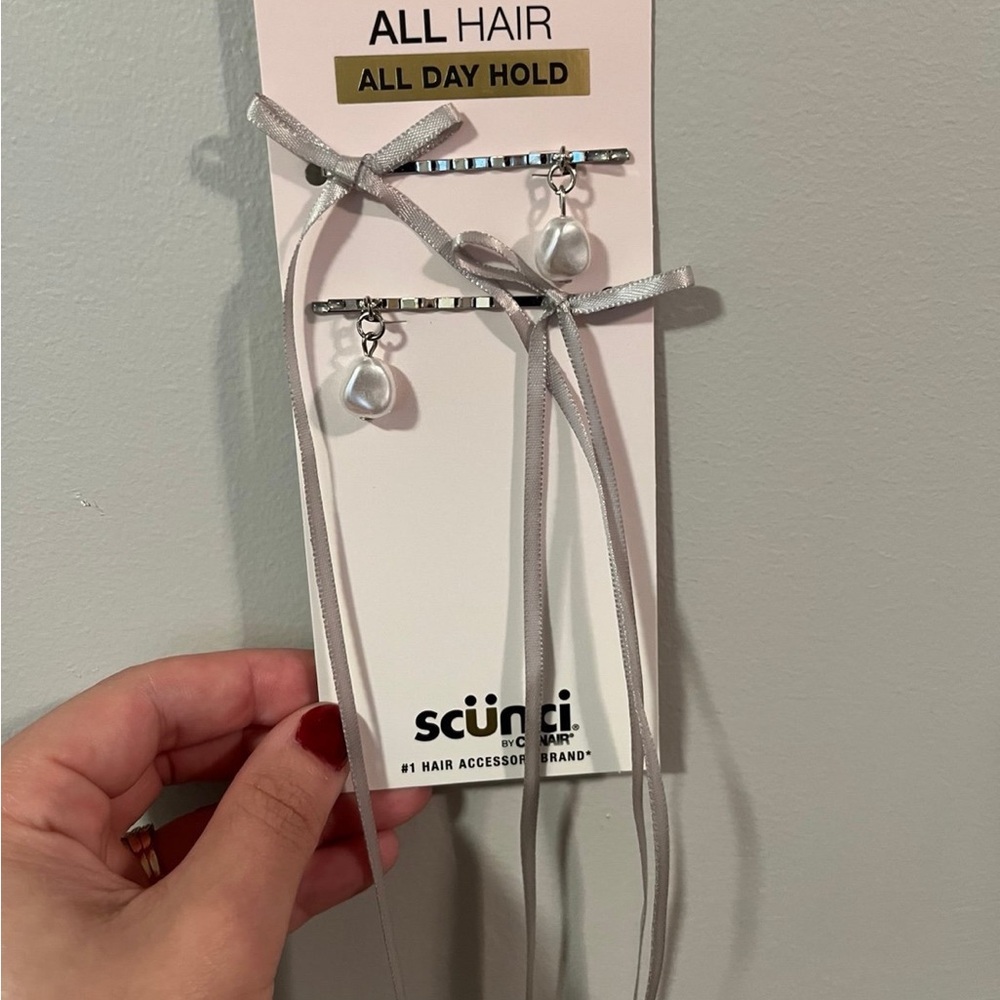 Scunci Silver Hair Clips with Pearls
